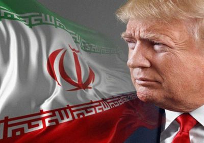 كاتب سعودي: ترامب أخضع أمريكا لملالي إيران