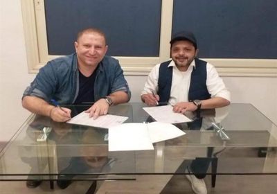 محمد هنيدي يتعاقد على فيلم "أب للإيجار"