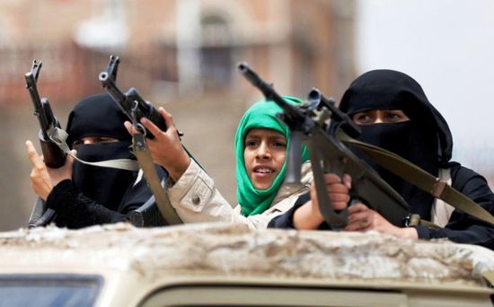 داعش يُحرك الحوثي.. "لباس الطالبات" يفضح الحقيقة المُرة