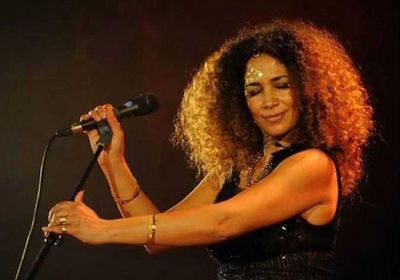 الليلة.. التونسية غالية بن علي تحتفل بإصدار كتابها الأول