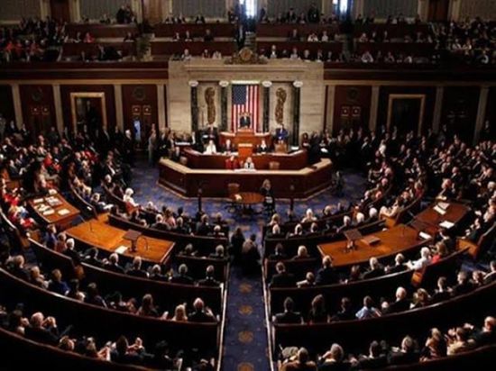 الشيوخ الأمريكي يوافق على تمرير قانون إلغاء حالة الطوارئ