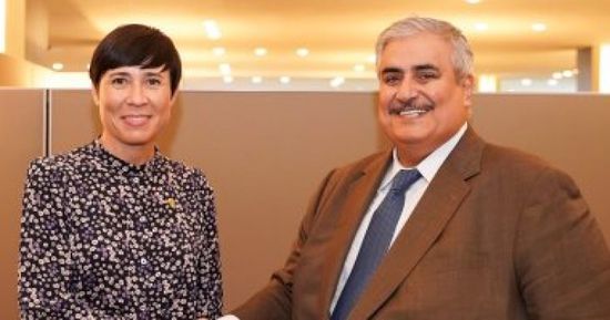 وزير خارجية البحرين يلتقي بنظيرته النرويجية في أمريكا
