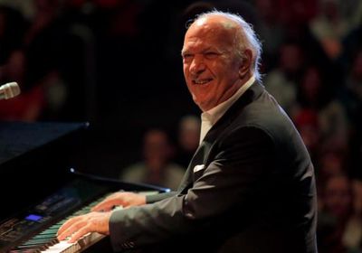 غدا.. عمر خيرت يحيي حفلاً بأسوان