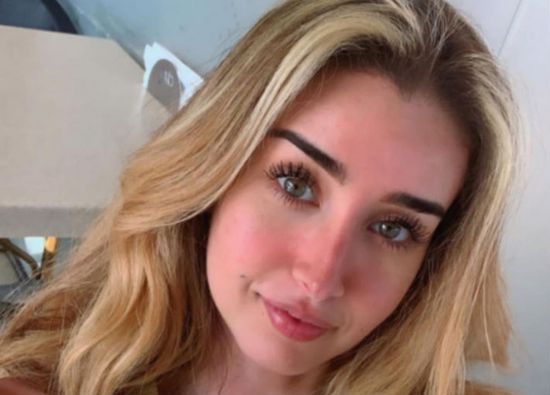 هنا الزاهد تطمئن جمهورها على حالتها الصحية