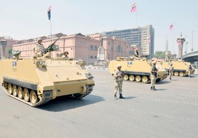 استنفار أمني بالقاهرة وإغلاق الطرق المؤدية لميدان التحرير
