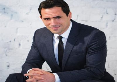 ظافر العابدين يهنئ هند صبري على فوزها بجائزة أفضل ممثلة بالجونة 