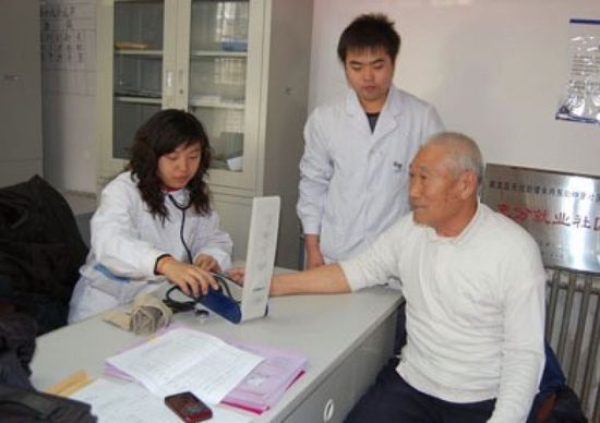 الصين : خطة لتعزيز تنمية قطاع الصحة بحلول عام 2022