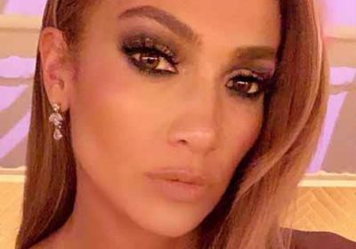 جينيفر لوبيز تنشر الصور الأولى لحفل خطوبتها 