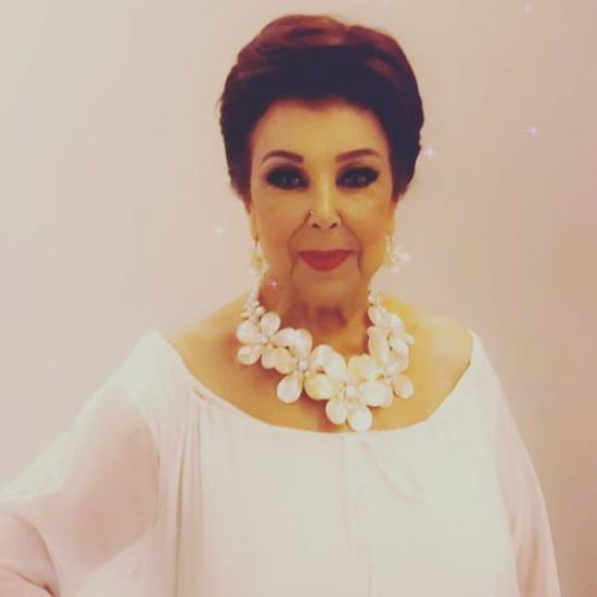 رجاء الجداوي تستعيد ذكريات الماضي بهذه الصور 