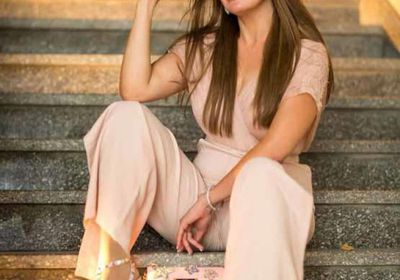 نرمين الفقي تخطف الأنظار في أحدث جلسة تصوير