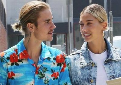 بالصور.. النجم جاستين بيبر وهايلي بالدوين يقيمان حفل زفافهما