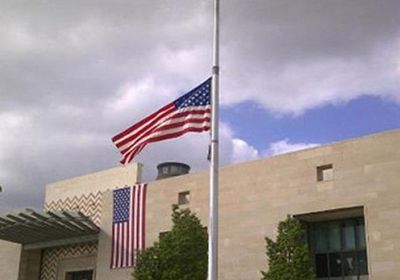 رغم استمرار العنف.. أمريكا تعيد فتح سفارتها في مقديشو