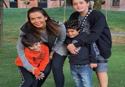 إيمي سالم تبعث رسالة لأولادها