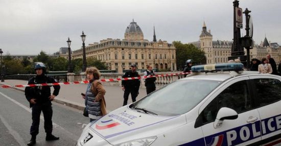 مصرع 4 من أفراد الشرطة الفرنسية في هجوم باريس 