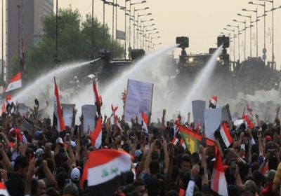 اشتباكات بالأسلحة بين متظاهرين والقوات الأمنية في بغداد