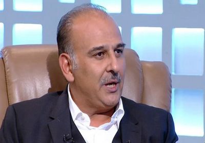 جمال سليمان يلتقي بنجله بعد غياب (صورة)