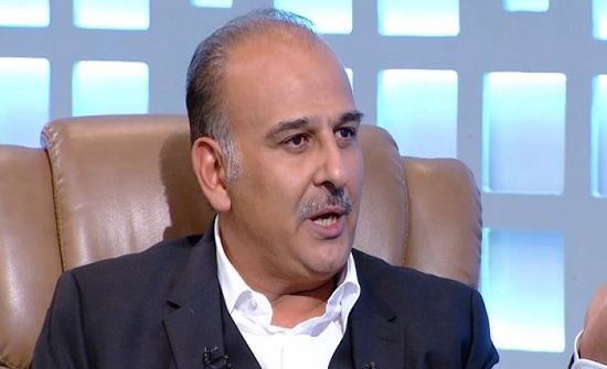 جمال سليمان يلتقي بنجله بعد غياب (صورة)