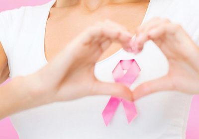  130 آلف سيدة بريطانية تهزم "سرطان الثدي"