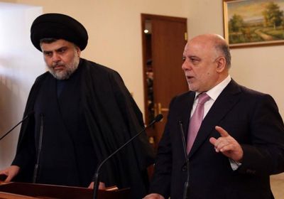 مقتدى الصدر والعبادي يطالبان باستقالة الحكومة العراقية