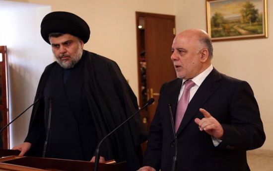 مقتدى الصدر والعبادي يطالبان باستقالة الحكومة العراقية