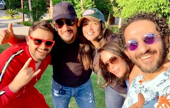 بالصور.. ياسمين عبد العزيز بصحبة منى زكي وأحمد السقا ورامز جلال