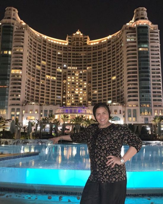 "من الإسكندرية".. صابرين تحتفل بعيد ميلادها