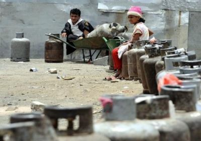 أزمة غاز تحاصر صنعاء.. موتٌ صامتٌ يدق الأبواب بمناطق الحوثي