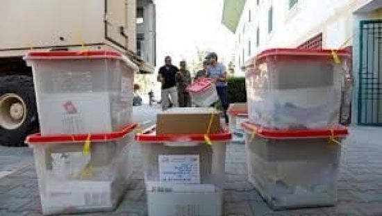 استطلاع للرأي يظهر تصدر ”النهضة“ وحزب القروي للانتخابات البرلمانية بتونس