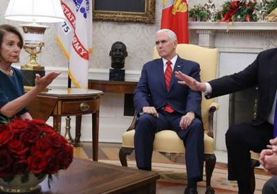 ترامب يهاجم رئيسة مجلس النواب الأمريكي: "خائنة"