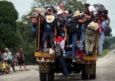 رئيس الوزراء الفرنسي: لابد من التصرف بإنسانية مع المهاجرين