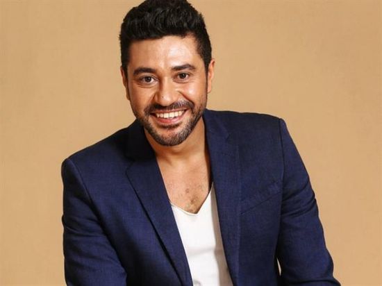 بالفيديو.. محمد عز يكشف موعد عرض أغنيته "شبعان دلع"