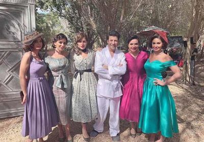 بالصور.. إنجي المقدم تروج لمسلسل "حواديت الشانزلزيه"