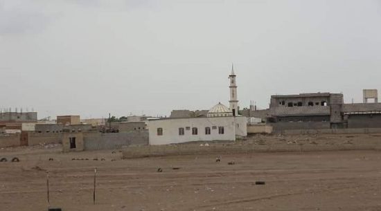 مليشيات الحوثي تقصف الأحياء السكنية في التحيتا بالحديدة