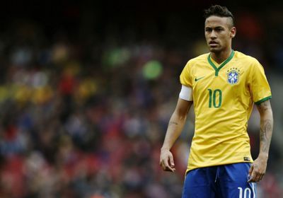 اتحاد الكرة البرازيلي يكرم نيمار قبل مباراته الدولية المئة