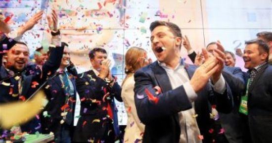 الرئيس الأوكراني يسجّل رقمًا قياسيًا عالميًا.. تعرّف عليه