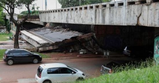 انهيار جسر على طريق سريع بالصين ومصرع وإصابة 5 أشخاص