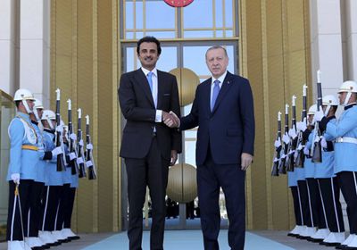 إعلامي سعودي يُحرج قطر بعد تأييدها لعدوان تركيا على سوريا