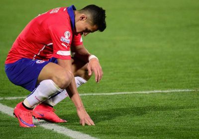سانشيز يغادر المنتخب التشيلي إثر تعرضه لإصابة في الكاحل
