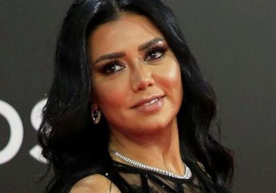 رانيا يوسف تكشف عن رأيها في الفنان مينا مسعود