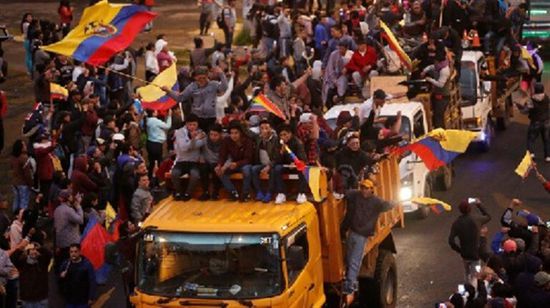 يستجيب للمتظاهرين.. الرئيس الإكوادوري يلغي قرار رفع الدعم عن الوقود