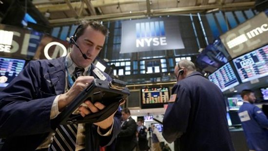 الأسهم الأمريكية تغلق على تراجع في بورصة وول ستريت