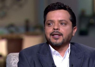 لهذا السبب سخر محمد هنيدي من صورته مع النجم جايسون موموا