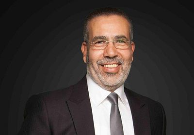 هكذا علق مدحت العدل على تأجيل مباراة القمة بين الأهلي والزمالك