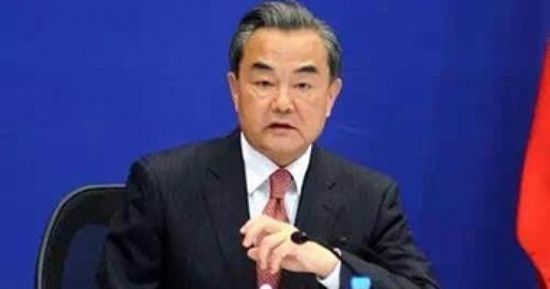 وزير الخارجية الصيني يبدأ جولة إلى جنوب أفريقيا وفرنسا وسويسرا