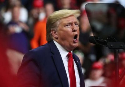 سياسي سعودي ينتقد ترامب: يقود بلاده لمرحلة الانكفاء!