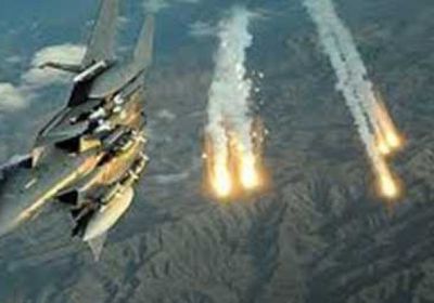 الطيران الأمريكي ينفذ ضربة جوية بسوريا