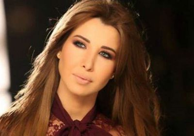 نانسي عجرم عن لبنان :"بفديك بروحي وبولادي لأنك لابس الأرزة"
