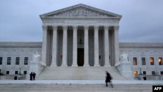 المحكمة العليا بواشنطن توافق على النظر في قضايا المهاجرين إلى أمريكا