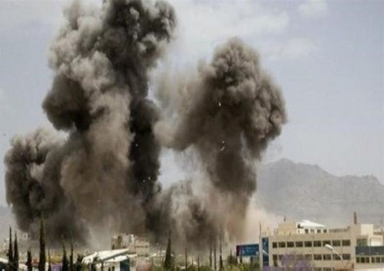 تفاصيل مقتل وإصابة عشرات الحوثيين في انفجار أحد المباني بالحديدة