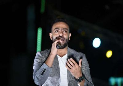 بالصور.. تامر عاشور يتألق بحفل الجامعة المصرية الصينية 